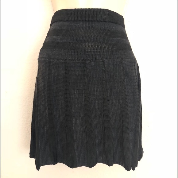 Gorgeous knitted Tamara Catz skirt. Perfect! Sz M - Picture 1 of 4